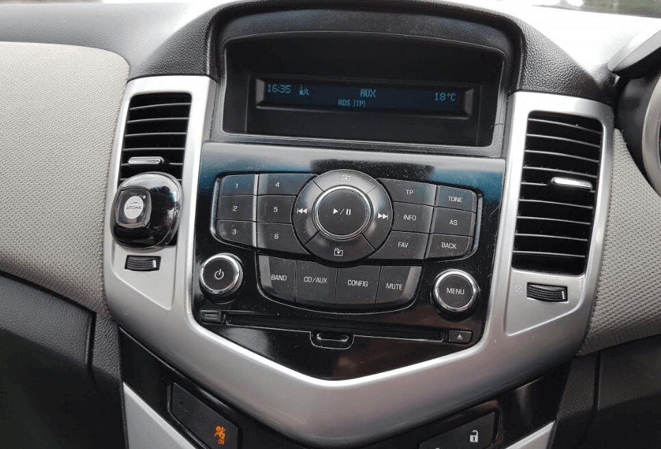 Car Radio Stereo Chevrolet Cruze Head Unit Upgrade CarRadio.ie